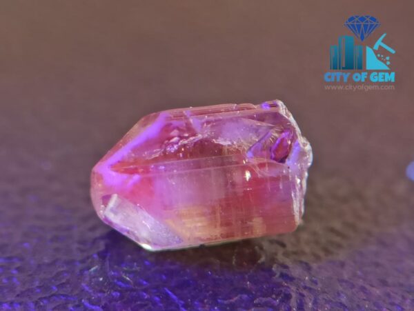 Excellent transparent Rare Natural Chrysoberyl Alexandrite Complete Crystal with growth Marks City of gem Ratnapura