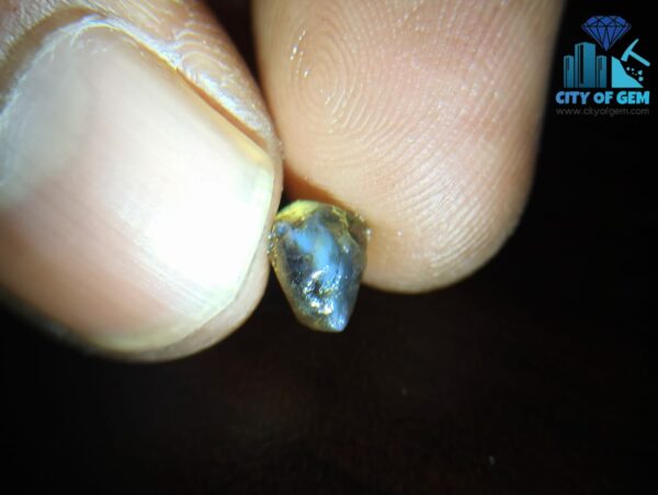 Ceylon Natural Alexandrite Cats Eye with small alexandrite couple (all facet grade) - city of gem Ratnapura