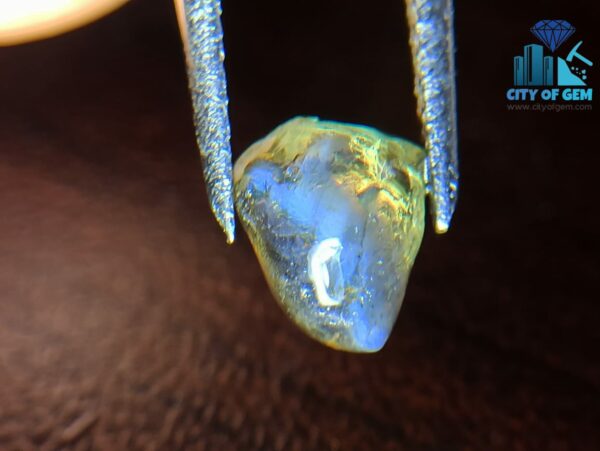 Ceylon Natural Alexandrite Cats Eye with small alexandrite couple (all facet grade) - city of gem Ratnapura