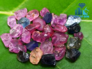 Facet Grade Natural Sapphire Rough Gemstones Collection