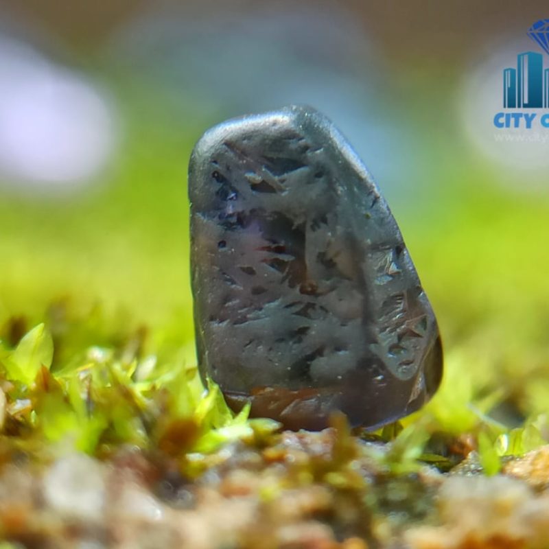 Facet Grade Rough Ceylon Natural Sapphire Collection