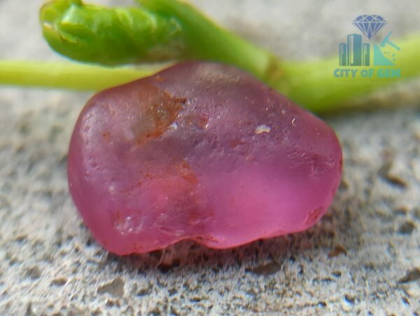 12_Facet Grade Ceylon Natural Sapphire Rough Stones - Pink to Purple Color Range - city of gem ratnapura