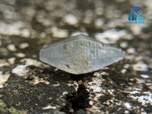 6_Natural Double Terminated Bipyramidal Sapphire Complete Crystal - city of gem ratnapura