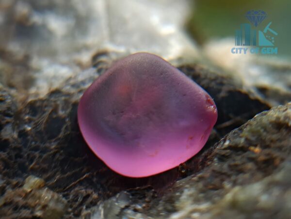 2_Facet Grade Ceylon Natural Sapphire Rough Stones - Pink to Purple Color Range - city of gem ratnapura