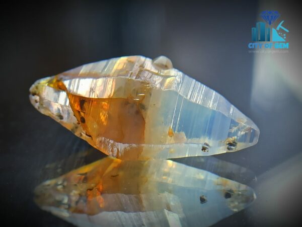 1_Natural Double Terminated Bipyramidal White Sapphire Complete Crystal City of gem ratnapura