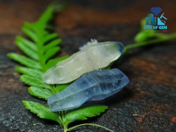 2_Ceylon Natural sapphire Crystal Couple city pf gem blue sapphire and white sapphire with blue color band