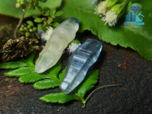 2_Ceylon Natural sapphire Crystal Couple city pf gem blue sapphire and white sapphire with blue color band