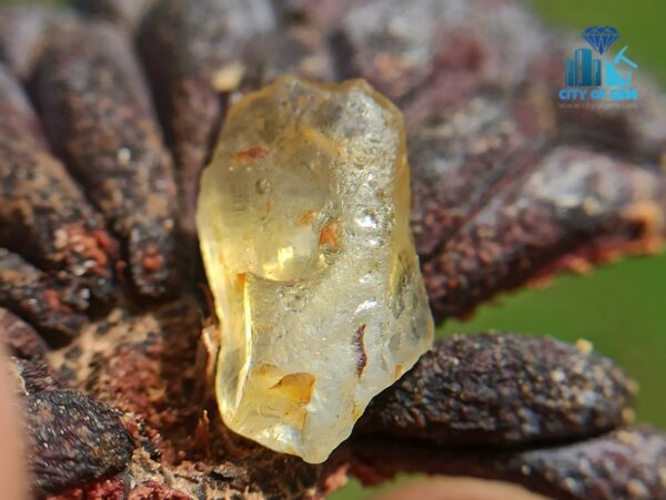 9_Natural Heating Grade Yellow Sapphire Rough Gemstone - Fecet Grade