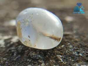 Ancient Natural Sapphire Large Mukkaru Bead: A Glimpse Into Sri Lanka’s Rich Gemstone History”