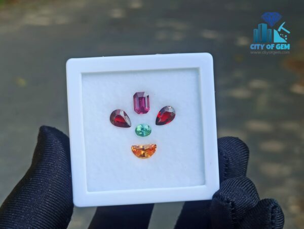 Natural Orange, Red Garnet & Zircon Gemstones For Jewelry Design