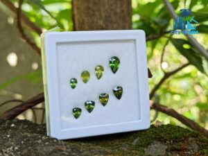 Natural Green Zircon Trilliant & Pear Shape Collection For Jewelry Design