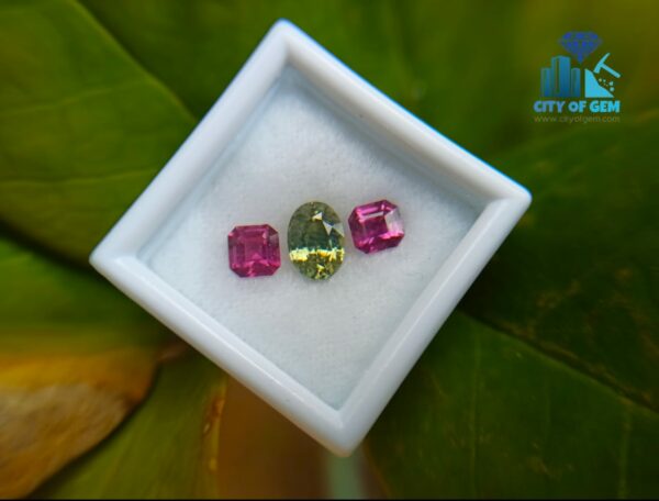 Rhodolite Garnet & Green Zircon For Jewelry Design - city of gem ratnapura (1)