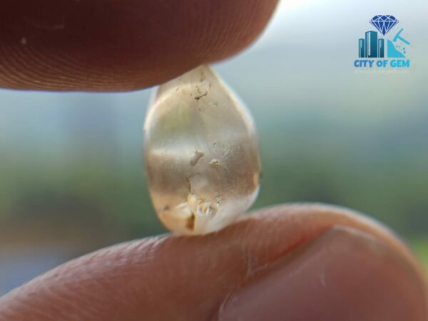 Ancient Natural White Sapphire Mukkaru Bead From A Place Where Mukkaru Poeple Lived In Sri Lanka