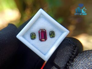 Ceylon Natural Rhdolite Garnet & Green Zircon Gemstones For Jewelry Design