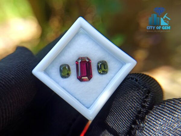 Ceylon Natural Rhdolite Garnet & Green Zircon Gemstones For Jewelry Design