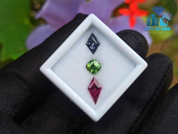 Natural Green Zircon, Gray Spinel & Rhodolite Garnet Gemstones For Jewelry Design