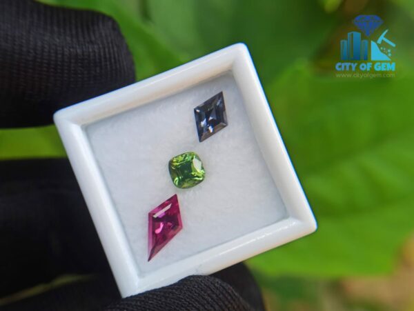 Natural Green Zircon, Gray Spinel & Rhodolite Garnet Gemstones For Jewelry Design