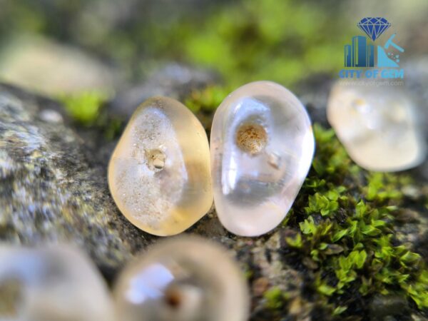 Ancient Natural Sapphire Mukkaru Bead from Ancient Galpaya Village