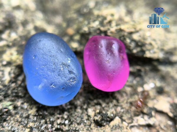 Facet Grade Ceylon Natural Blue Sapphire & Hot Pink Sapphire Alluvial Rough Couple
