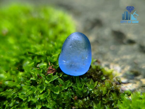 Facet Grade Ceylon Natural Blue Sapphire & Hot Pink Sapphire Alluvial Rough Couple