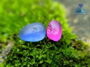 Facet Grade Ceylon Natural Blue Sapphire & Hot Pink Sapphire Alluvial Rough Couple