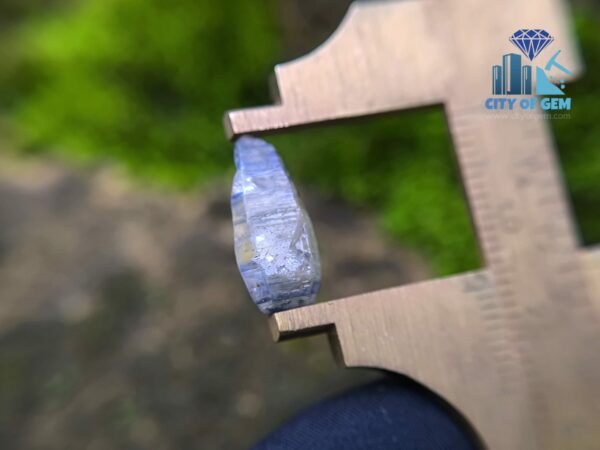 Ceylon Natural Bi-color Sapphire Complete Crystal