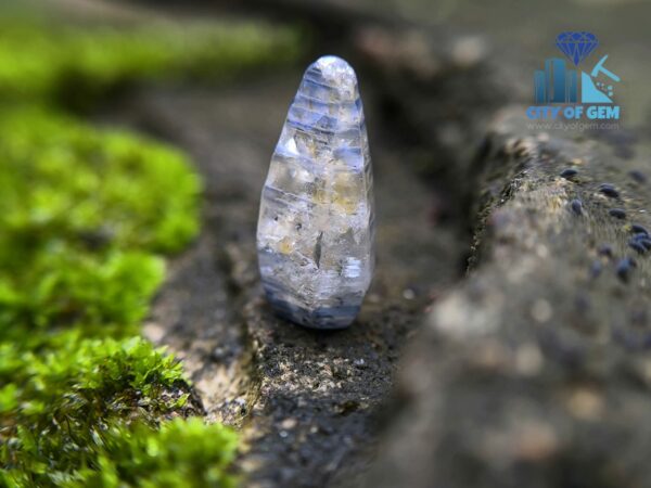 Ceylon Natural Bi-color Sapphire Complete Crystal