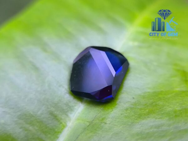 Ceylon Rambuka Vivid Royal Blue Sapphire